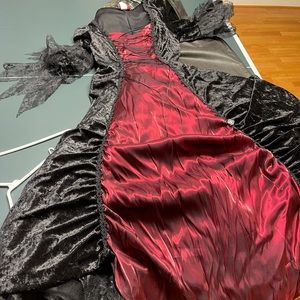 Vampiress Costume + Necklace